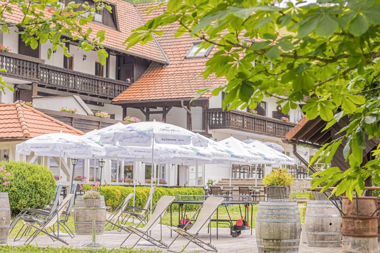 Boutique Wellnesshotel Landmann Steinen  Exterior foto